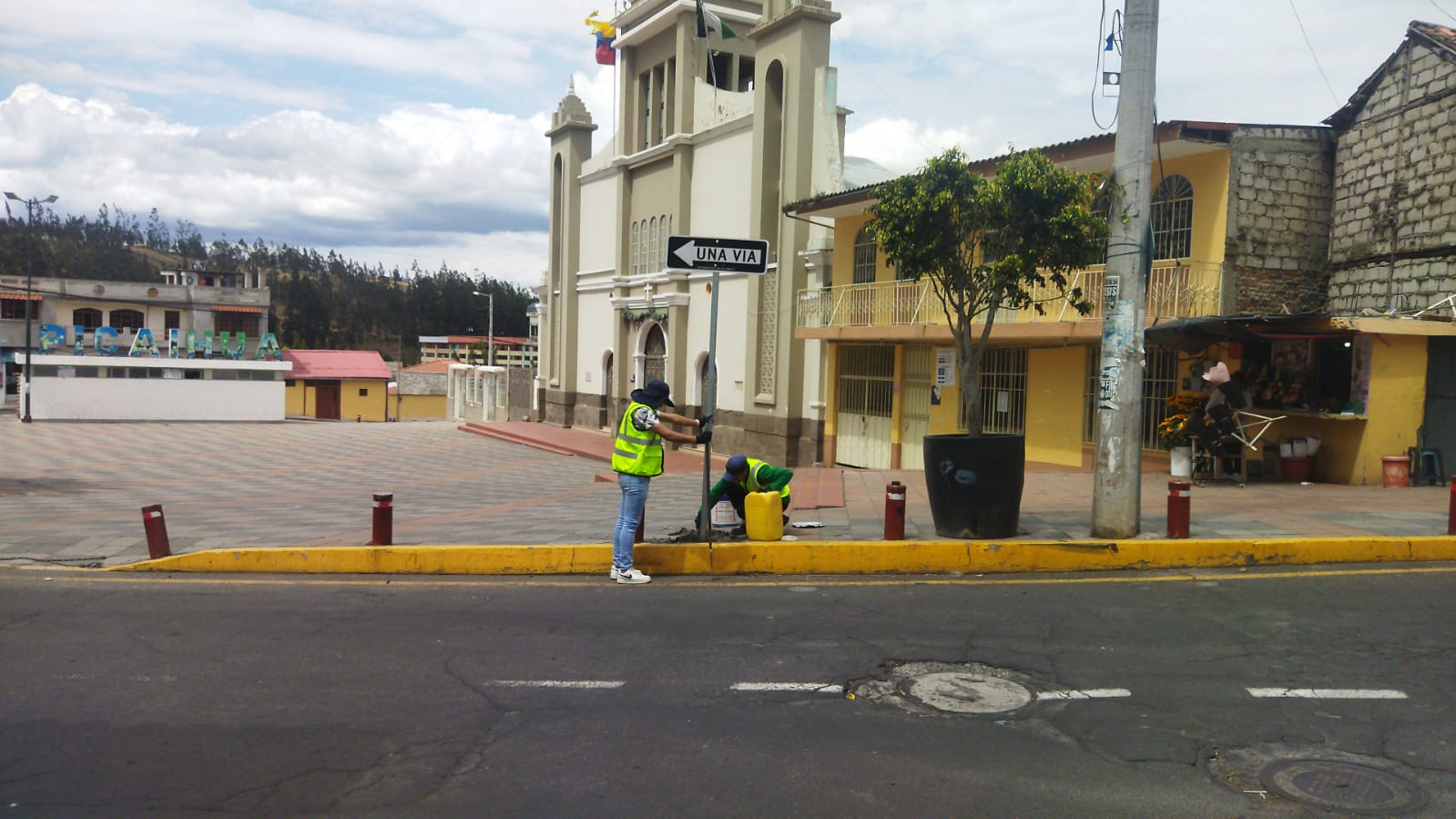 COLOCACIÓN DE SEÑALÉTICA VERTICAL EN PICAIHUA